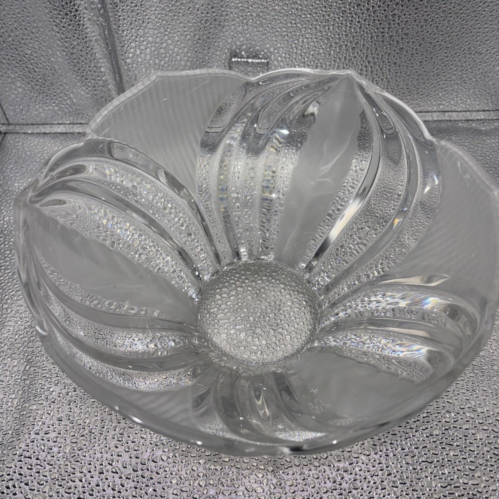 VTG Imperlux Lead Crystal Cut Bowl‎ Dogwood Pattern Frosted Clear Fruit Punch - Picture 4 of 5
